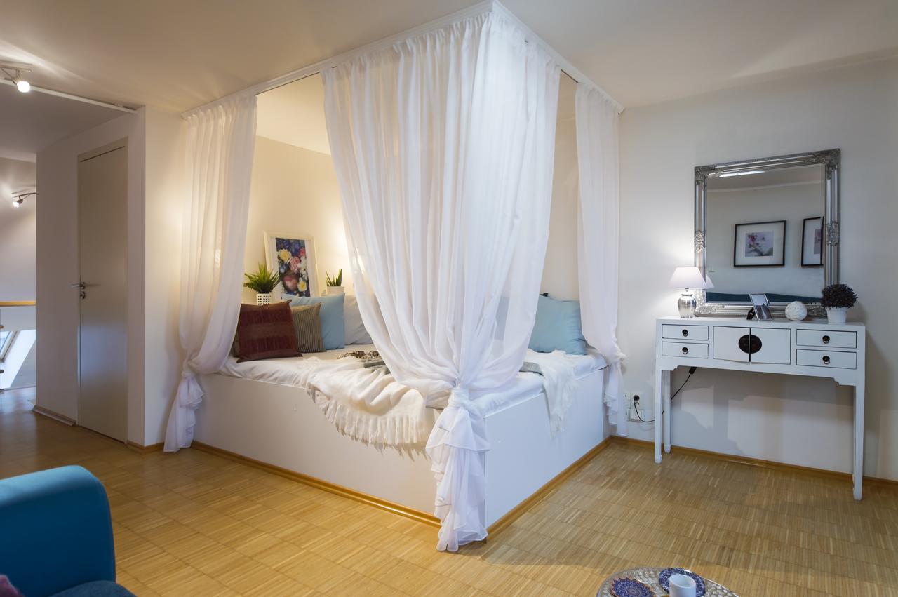 Modern Apartment Charvatova Praga Exterior foto