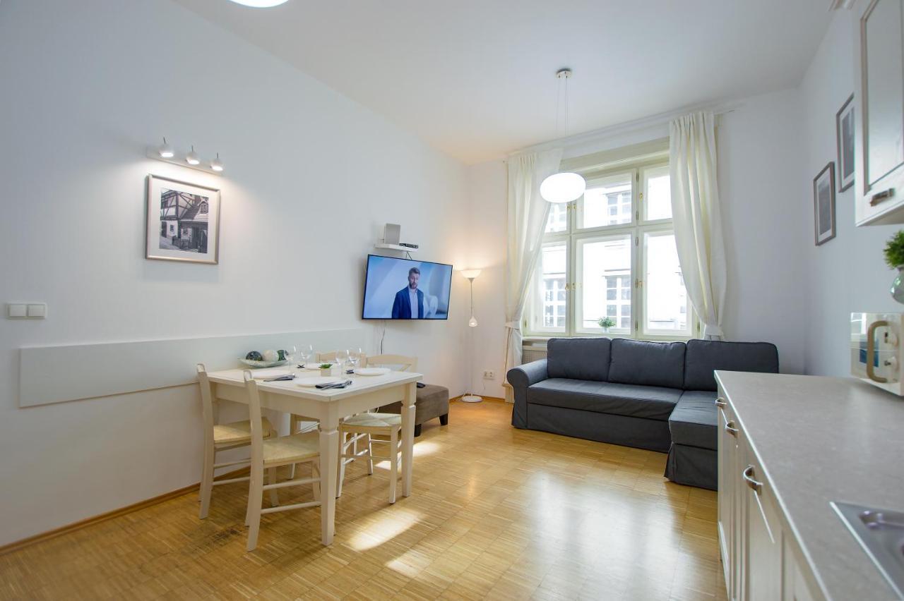 Modern Apartment Charvatova Praga Exterior foto